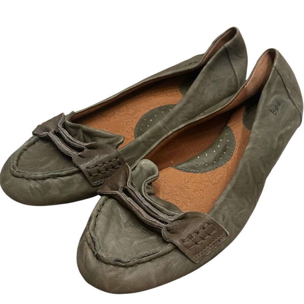 Born BOC green ruffle detail flats size 9